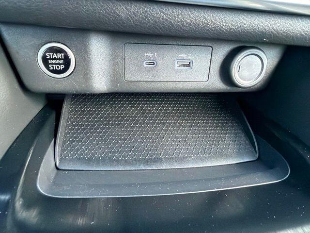 Nissan Rogue  2023
