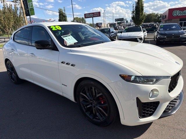 Maserati Levante  2020