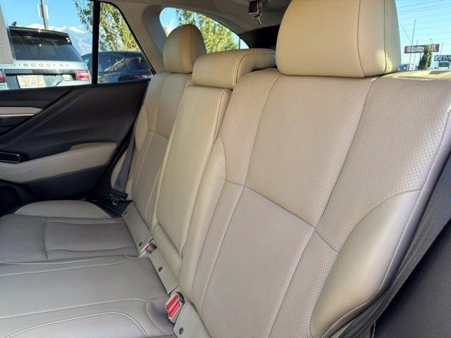 Subaru Outback  2021