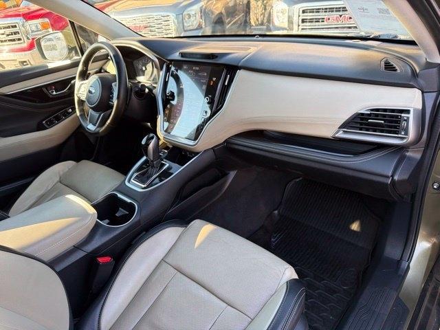 Subaru Outback  2021