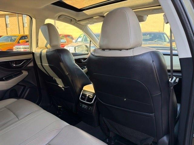 Subaru Outback  2021