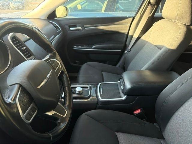 Chrysler 300  2020