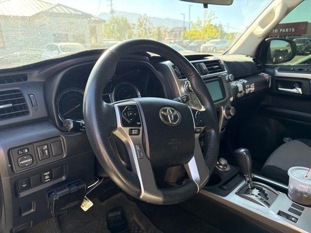 Toyota 4Runner  2016