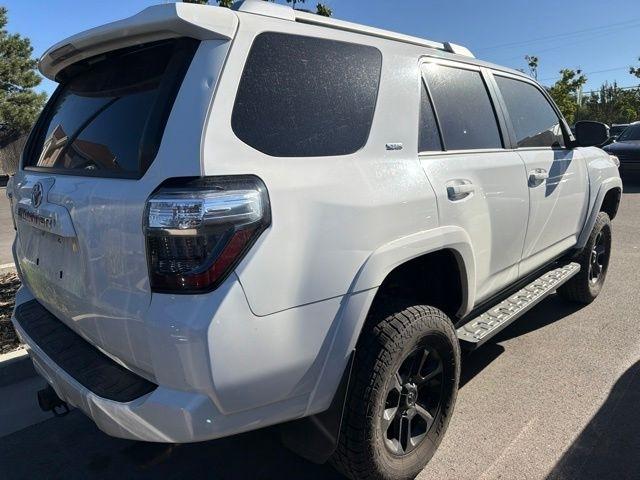 Toyota 4Runner  2016