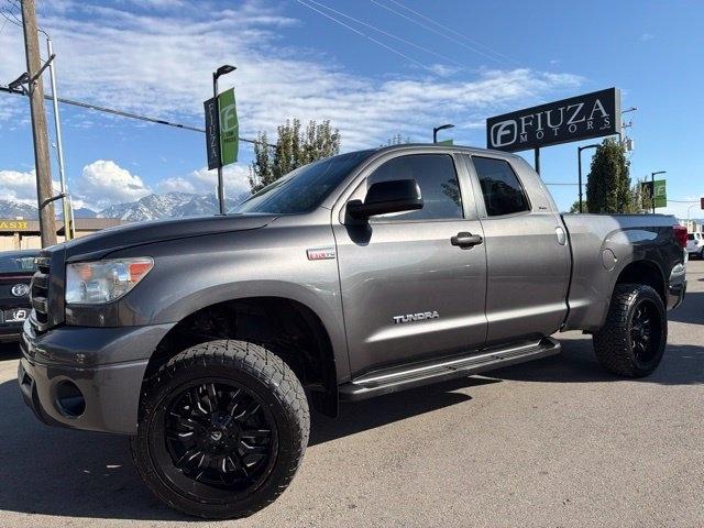 Toyota Tundra 4WD Truck  2013