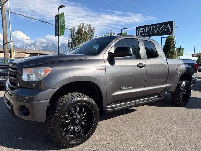 Toyota Tundra 4WD Truck  2013