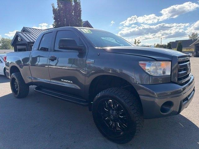 Toyota Tundra 4WD Truck  2013