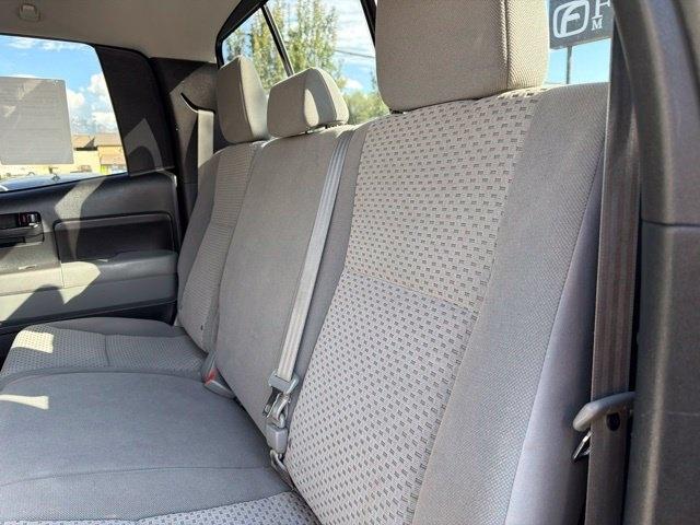 Toyota Tundra 4WD Truck  2013