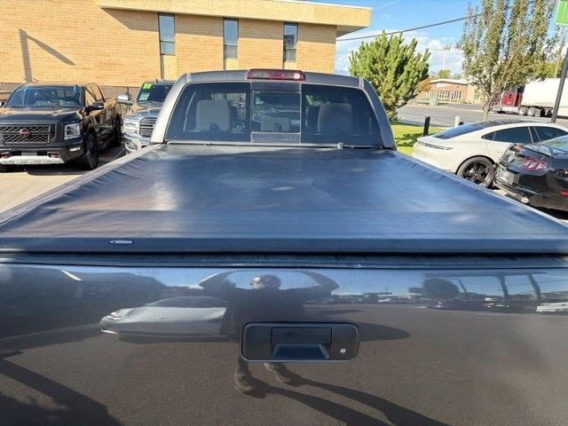Toyota Tundra 4WD Truck  2013
