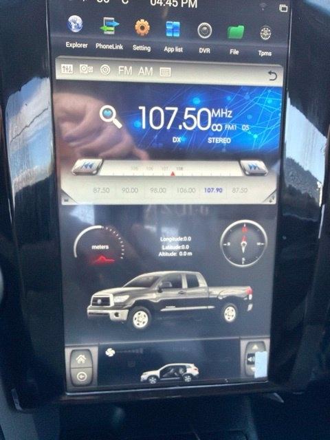 Toyota Tundra 4WD Truck  2013