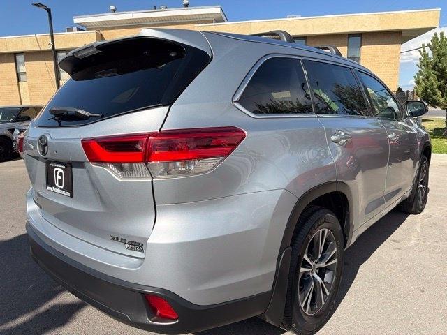 Toyota Highlander  2017