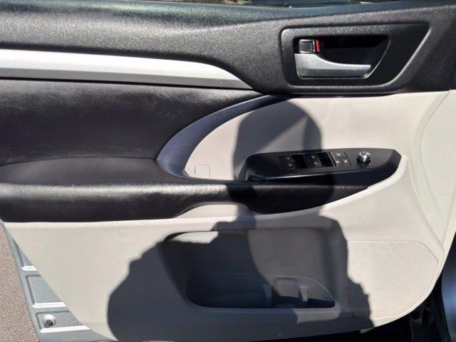 Toyota Highlander  2017