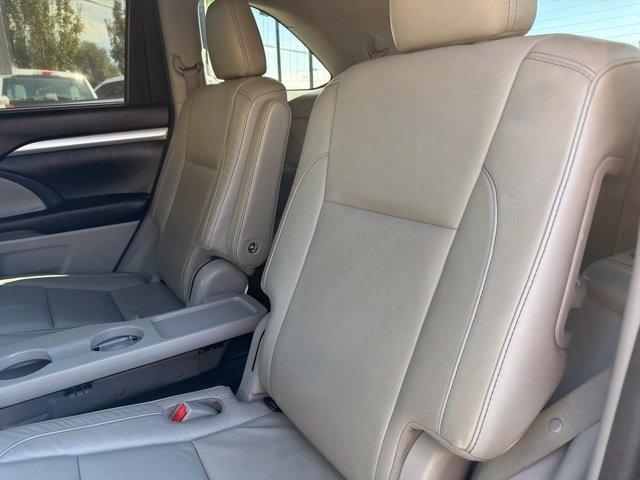 Toyota Highlander  2017