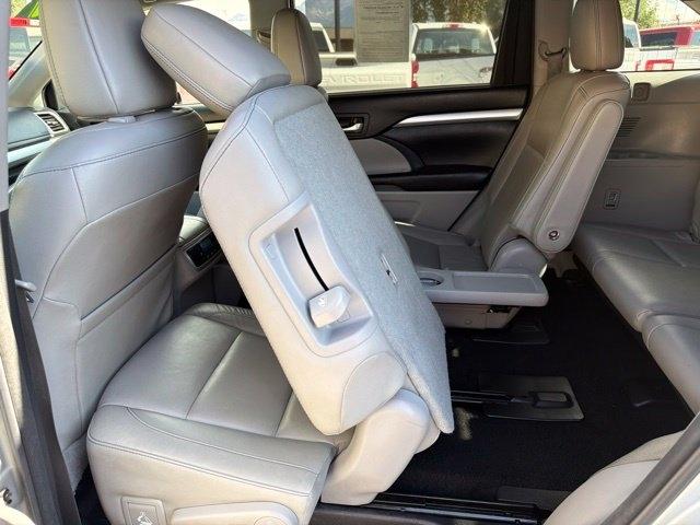 Toyota Highlander  2017