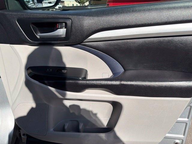 Toyota Highlander  2017