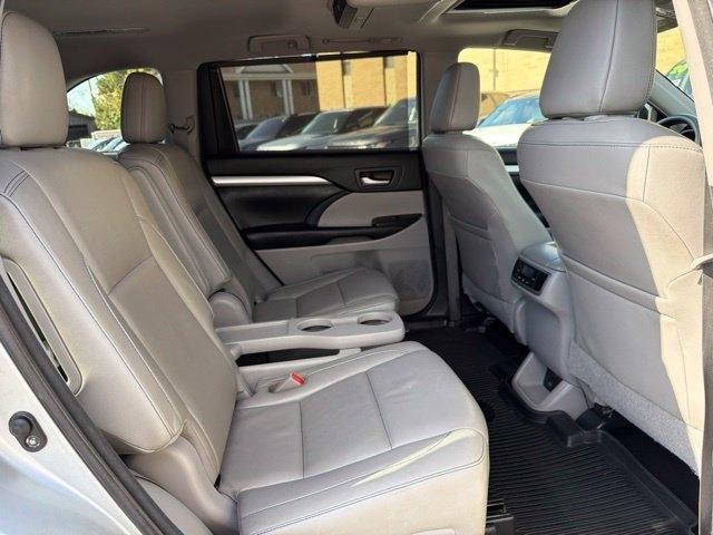 Toyota Highlander  2017