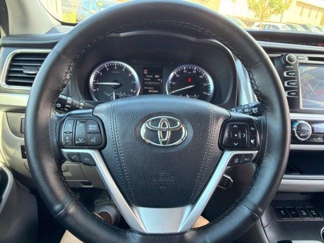 Toyota Highlander  2017