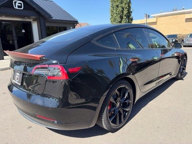Tesla Model 3  2019