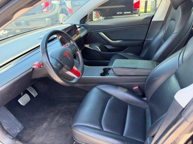 Tesla Model 3  2019