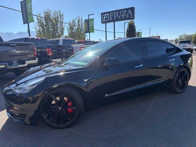 Tesla Model 3  2019