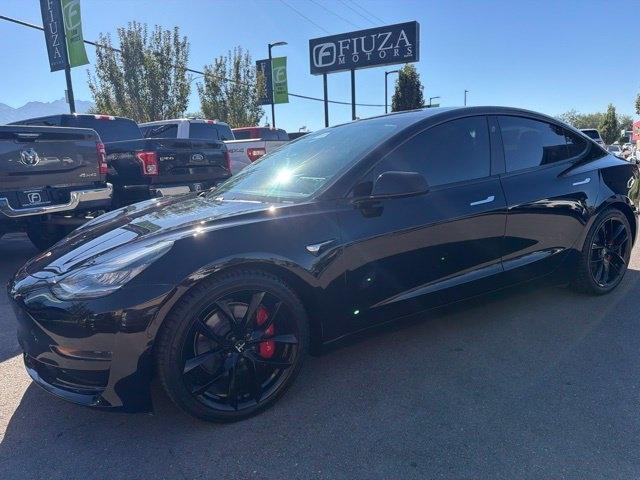 Tesla Model 3  2019