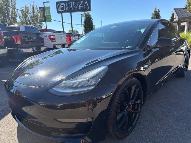 Tesla Model 3  2019