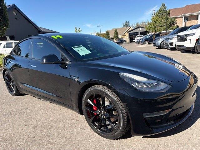 Tesla Model 3  2019