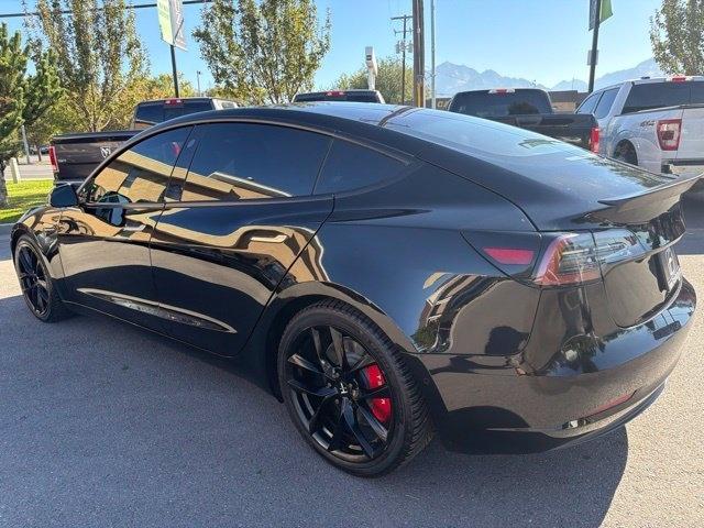 Tesla Model 3  2019