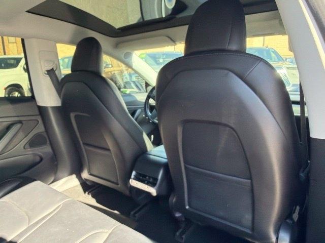 Tesla Model 3  2019