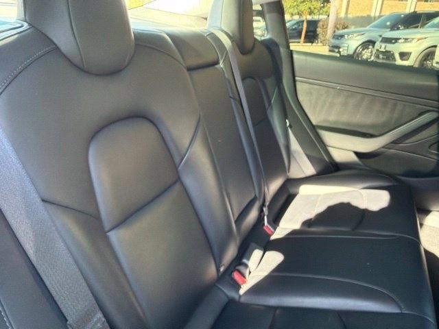 Tesla Model 3  2019