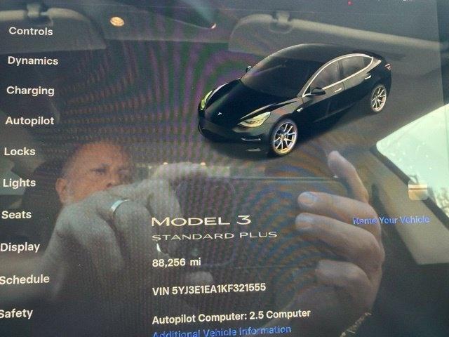 Tesla Model 3  2019