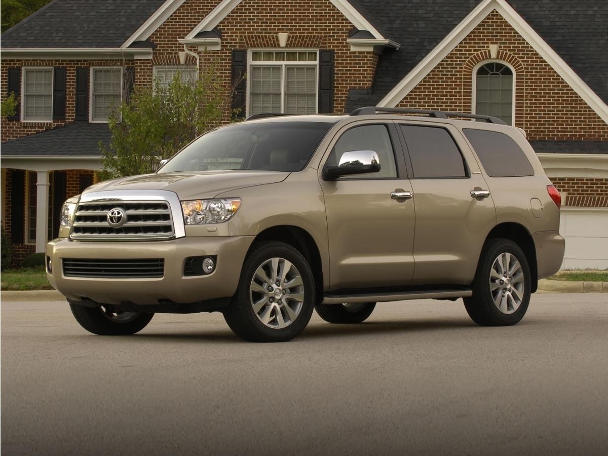 Toyota Sequoia  2010
