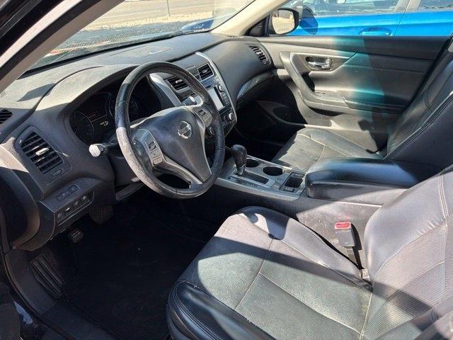 Nissan Altima  2015