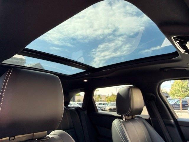 Land Rover Range Rover Velar  2023