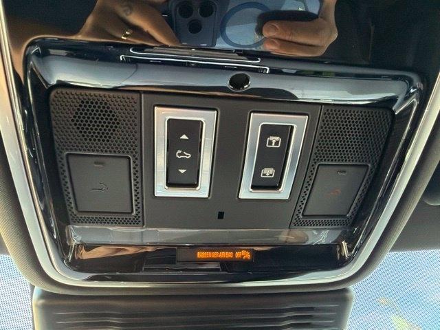 Land Rover Range Rover Velar  2023