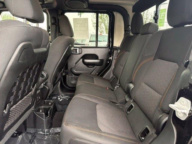 2021 Jeep Gladiator Mojave - Photo 17