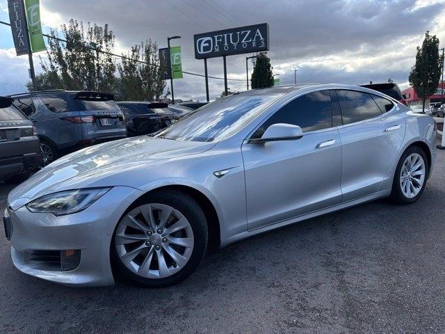 2016 Tesla Model S 90D