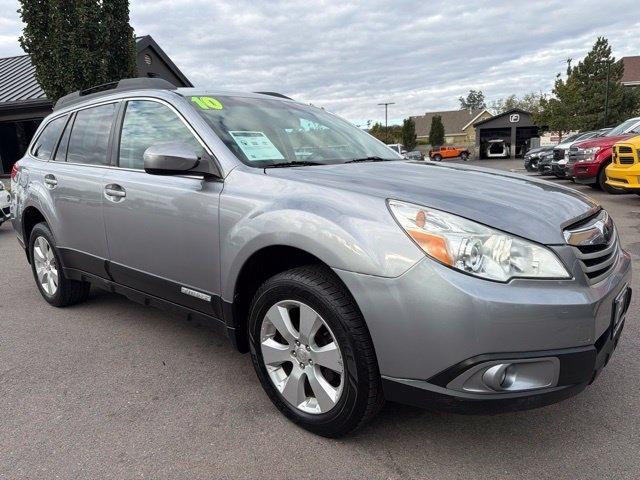 Subaru Outback  2010