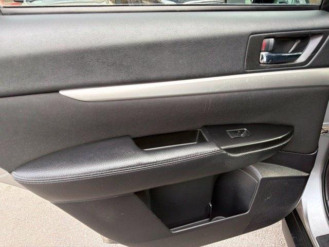 Subaru Outback  2010