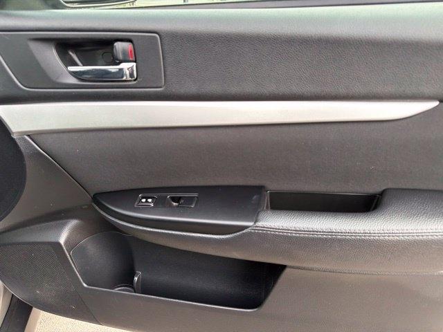 Subaru Outback  2010