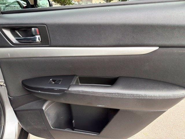 Subaru Outback  2010