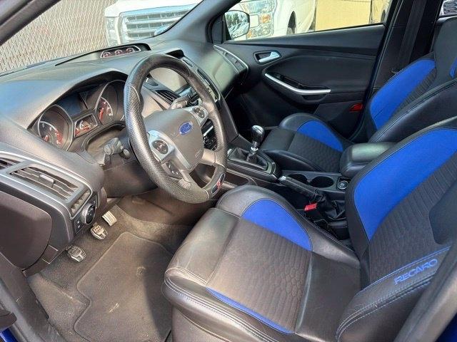 Ford Focus  2014