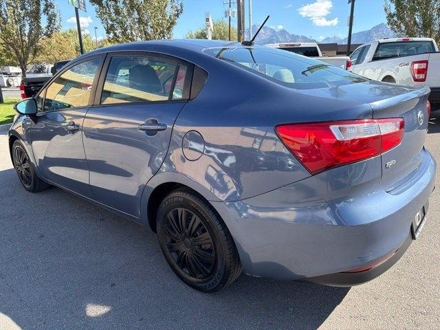 Kia Rio  2016