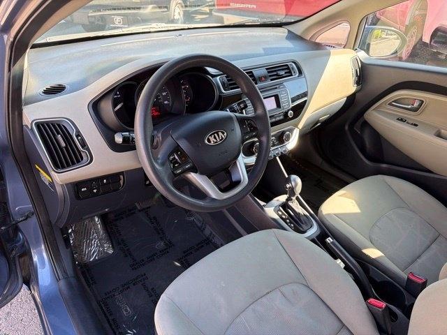Kia Rio  2016