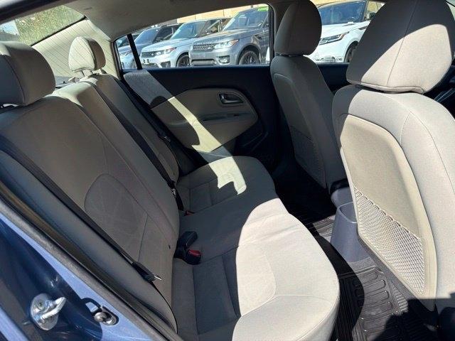 Kia Rio  2016