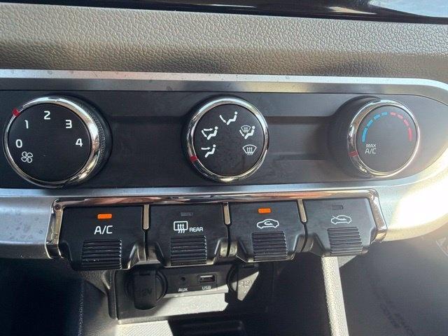 Kia Rio  2016
