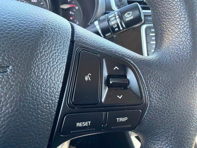 Kia Rio  2016