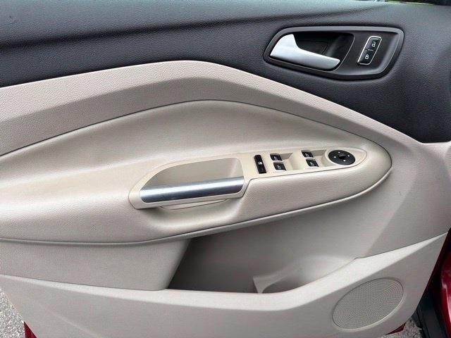 Ford Escape  2015