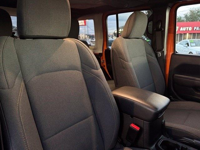 Jeep Wrangler 4xe  2025