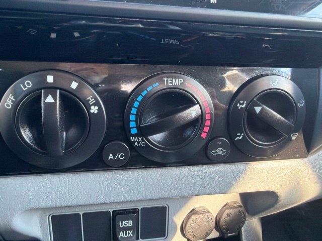 Toyota Tacoma  2013